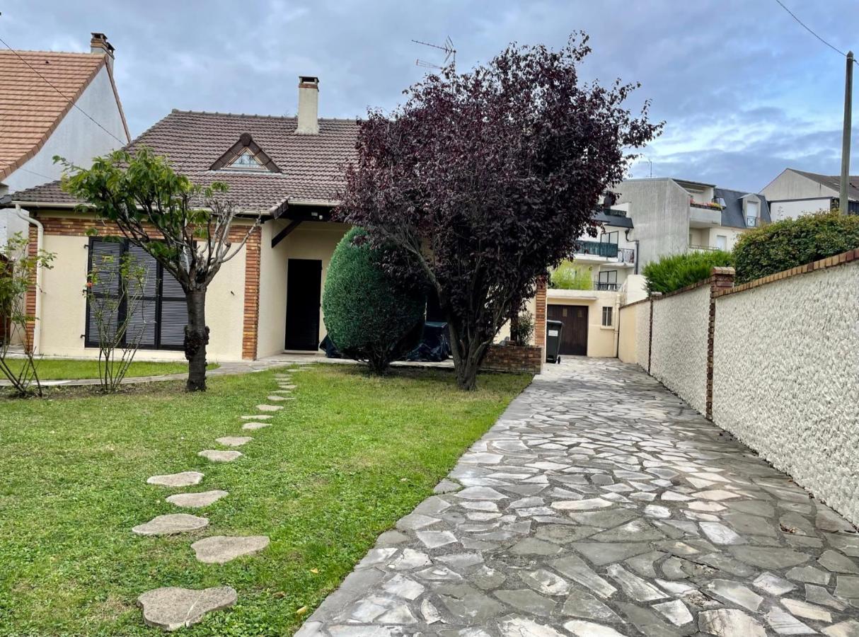 La Casa - Charmante Maison Entre Paris & Disney Noisy-le-Grand Zewnętrze zdjęcie